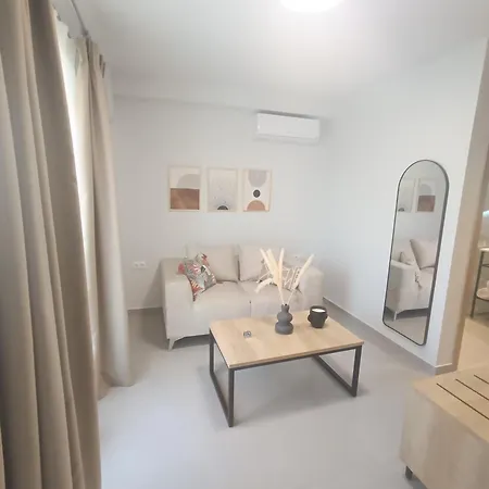 Aisthisis Aparthotel 3*