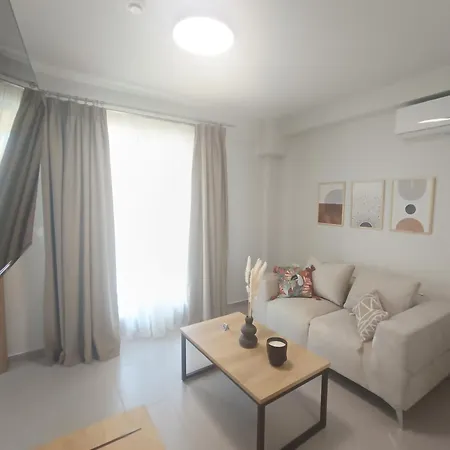 Aisthisis Aparthotel 3*